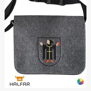 Gray Messenger Bag by HALFAR. Made in Germany. Made of recycled materials.